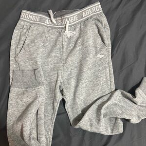 Abercrombie Kids Heather Gray Sweatpants Sz 7/8